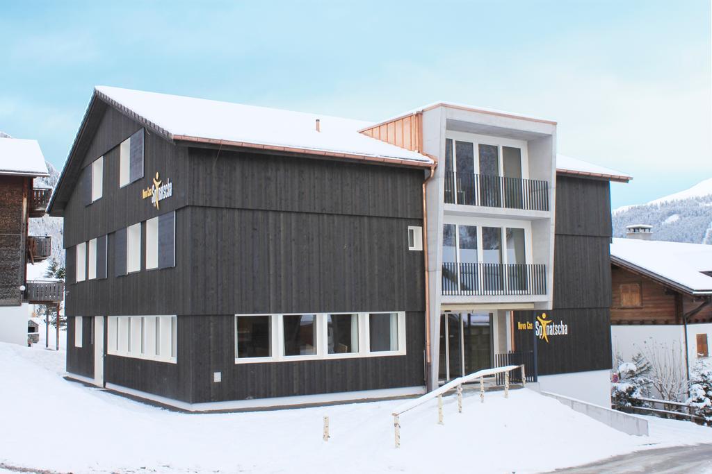 Hostel Nova Casa Spinatscha Sedrun Pokoj fotografie