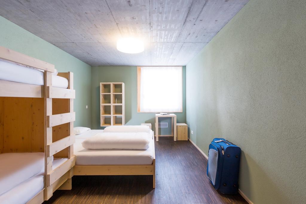 Hostel Nova Casa Spinatscha Sedrun Exteriér fotografie