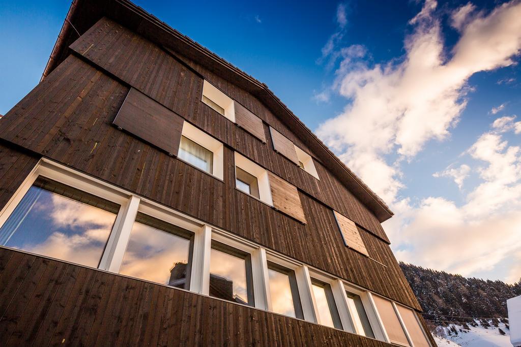 Hostel Nova Casa Spinatscha Sedrun Exteriér fotografie