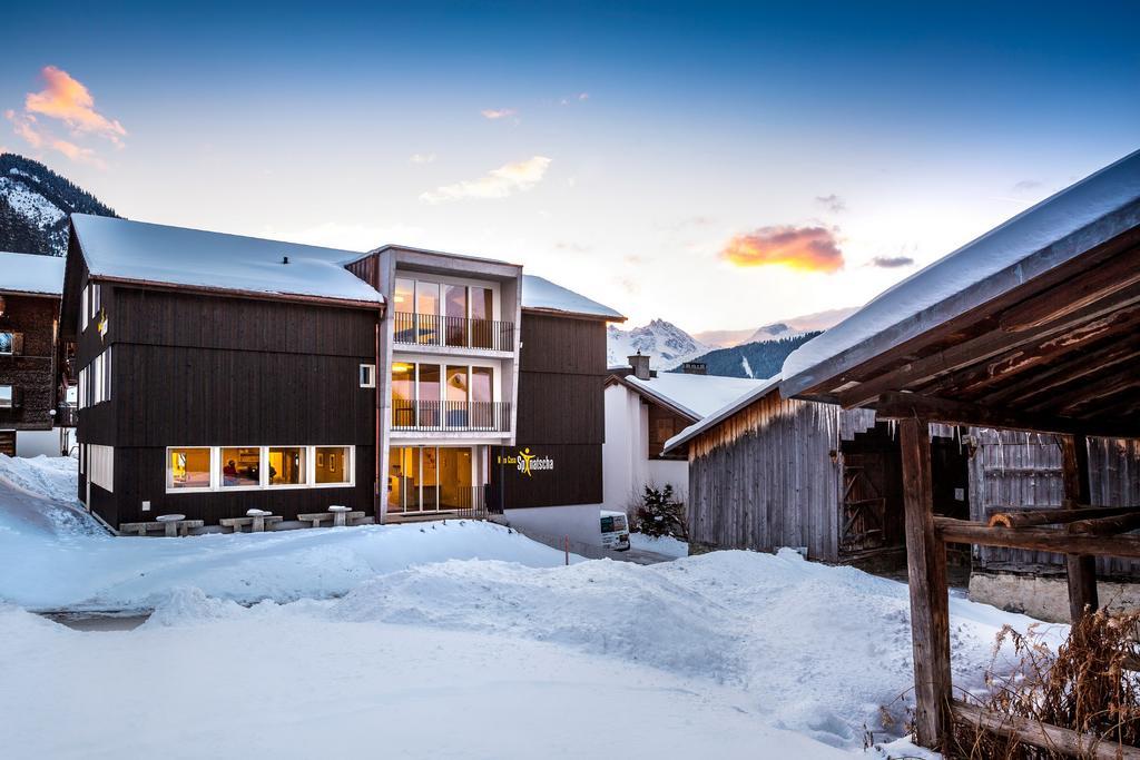 Hostel Nova Casa Spinatscha Sedrun Exteriér fotografie